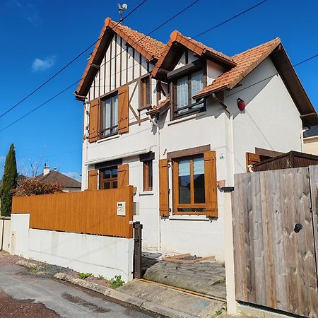 Villa Francette A 500M De La Plage Ouistreham Bagian luar foto