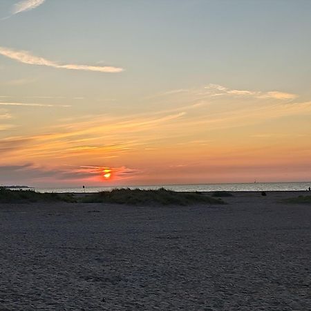 Villa Francette A 500M De La Plage Ouistreham Bagian luar foto