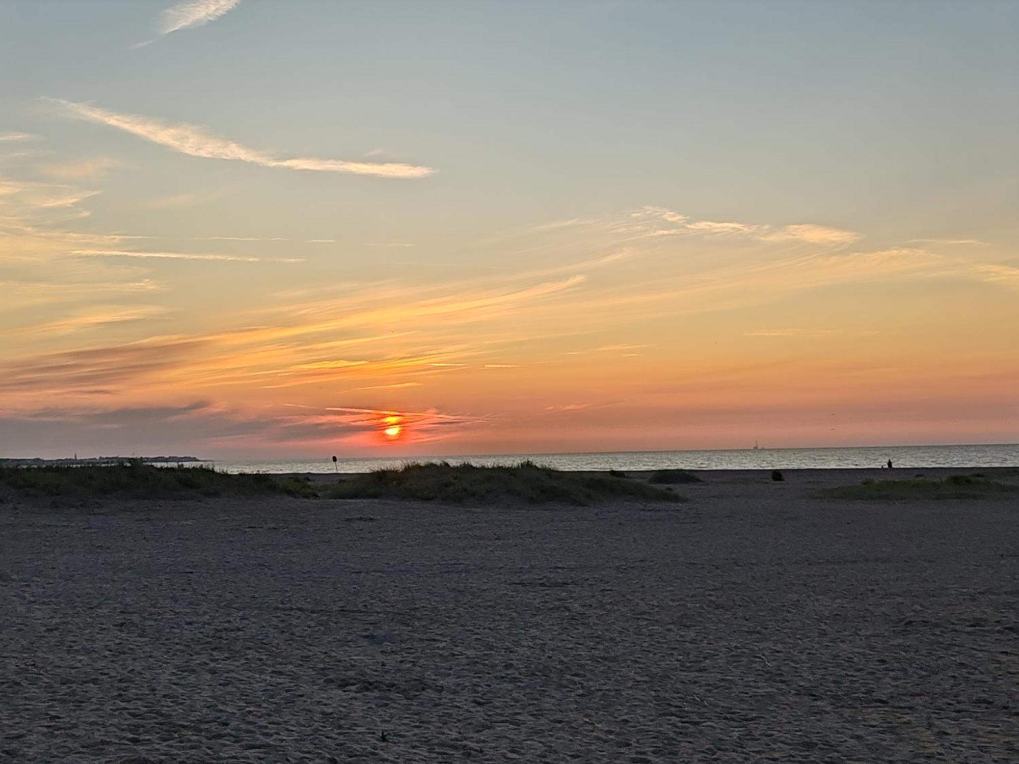 Villa Francette A 500M De La Plage Ouistreham Bagian luar foto
